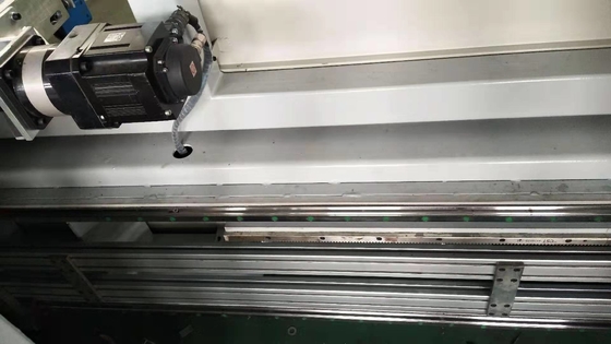 เครื่องตัดฟองน้ำแนวตั้งพร้อมมีดหมุน DTC-R2012V 5kw