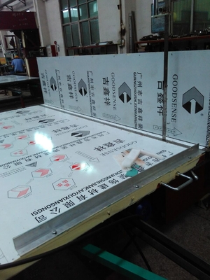 เครื่องตัดโฟมแนวตั้งโพลียูรีเทนแบบแมนนวล DTLQ-4L 1.74kw