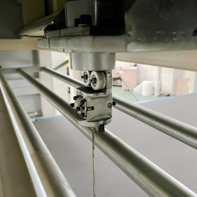 แนวตั้ง PU แข็งโฟม Cnc Revolving Contour เครื่องตัด DTC-R2012V
