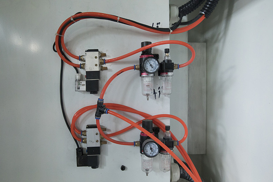 เครื่องตัดรูปร่างหมุนแนวตั้ง DTC-R2012