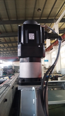 เครื่องตัดโฟม Cnc Contour แนวตั้ง ควบคุมด้วยคอมพิวเตอร์