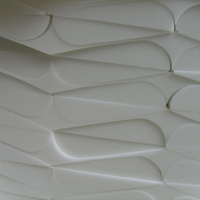 เครื่องตัดตั้งฟอง CNC เครื่องตัดหมุนสําหรับการตัดฟอง PU ที่ยืดหยุ่น การตัดลักษณะความเร็วสูง ด้วยความแม่นยําสูง