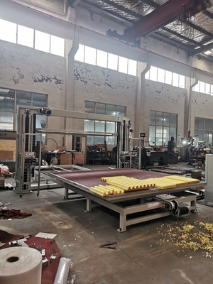 เครื่องตัด CNC เครื่องตัดใบหมุนสําหรับวัสดุฟองอุตสาหกรรมหมอนและเฟอร์นิเจอร์