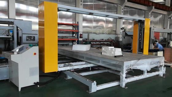 CNC EPS เครื่องตัดลวดร้อน 0.5 มม. ความแม่นยำ 6 เมตร / นาทีความเร็วในการตัด