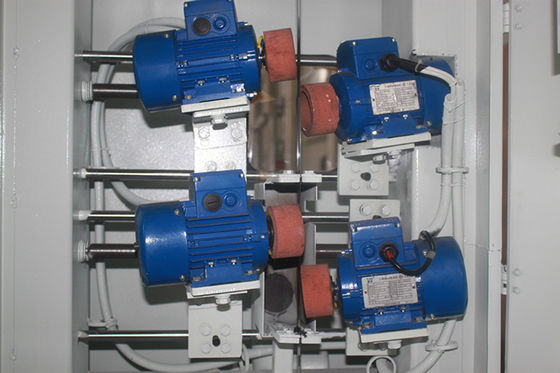 เครื่องตัดโฟมแนวตั้งฟองน้ำแบบแมนนวลพร้อมคู่มือการเชิงเส้น 1.74kw